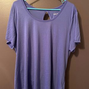 Old Navy active wear top! Pretty purple color